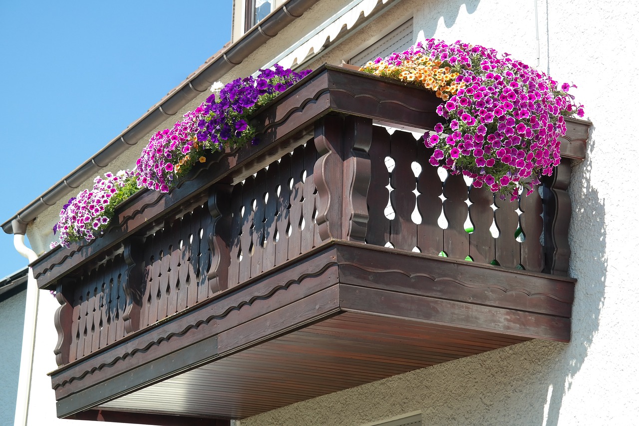 Personnaliser son balcon avec des objets déco
