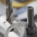Assemblage rapide : pourquoi opter pour les vis papillon ?